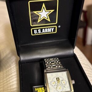 U.S. Army Silver and White Men's Watch